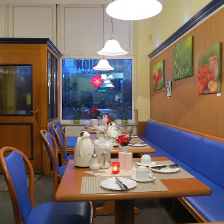 Am Schloss 16 דירה